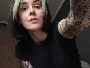 Myfreecams Nude Webcam of CUMpotikEve