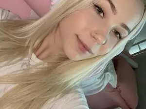 Myfreecams Best live sex cam show of Snowkitty