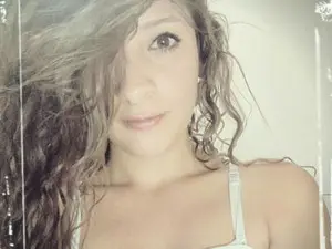Myfreecams Live Sex Cam of Saraxim