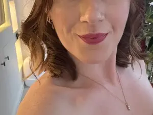 Myfreecams Free Live Porn of Miss_rosie_uk
