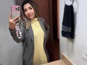 Myfreecams Adult Webcam of Seren_hanna
