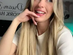 Myfreecams Live Porn of KatieCutieXo