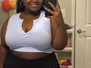Myfreecams Free Porn Cam of SweetAria04
