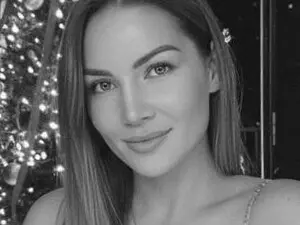 Myfreecams Live Sex Cam of ArianaAri