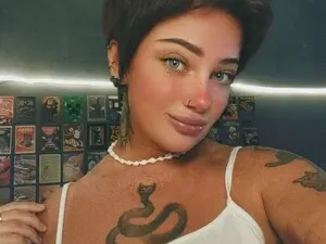Myfreecams Watch Live Sex Cams of LessaHost