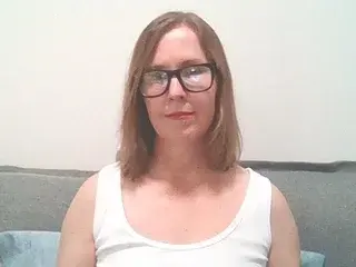 Streamate Adult Webcam of SWEETandNAUGHTY21