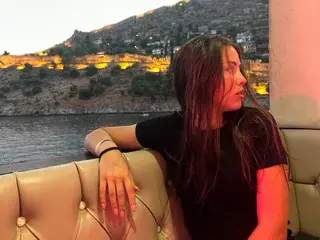 Streamate Best live sex cam show of Millie_Mose21
