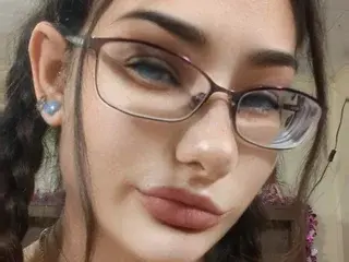 Streamate Best live sex cam show of LexiBaretta