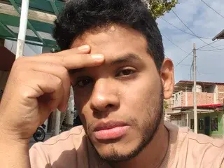 Streamate Nude Webcam of Josecamsex27