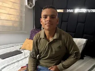 Streamate Adult Webcam of bryankiim