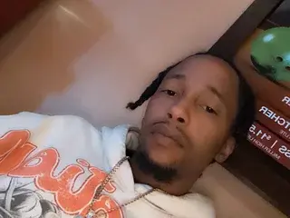Streamate Live Sex Cam of Thee304slayer