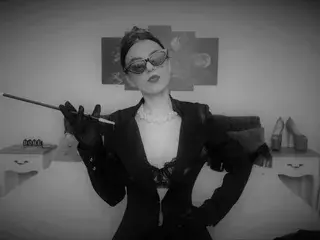 Streamate Watch Live Sex Cams of MistressMadelyn
