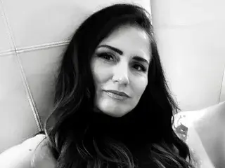 Streamate Nude Webcam of SassyDestinyxo