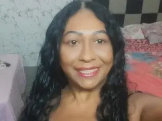 Streamate Live Sex Cam of Yessika_milf