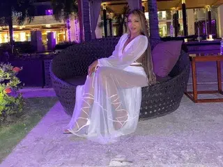 Streamate Private Sex Chat of Giulia_Cash