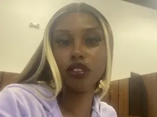 Streamate Live Sex Cam of Lailani_Diore