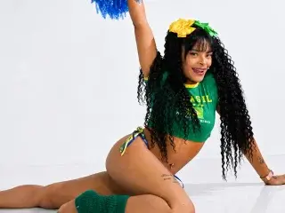 Streamate Nude Webcam of EmmaEbonyX19