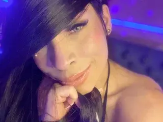 Streamate Adult Webcam of MacaSweet