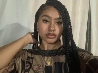 Streamate Free Live Porn of NoiraVale
