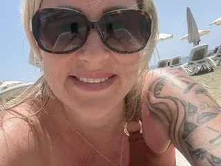 Streamate Sex Chat of LittleMissSweetLips