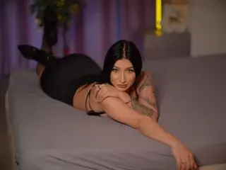 Streamate Free Live Porn of AnyaKim