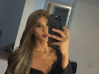 Streamate Nude Webcam of Sarah_angelz