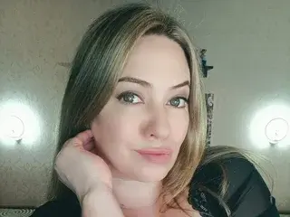 Streamate Watch Live Sex Cams of AfinaLoveYou