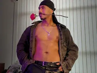 Streamate Watch Live Sex Cams of Master_max