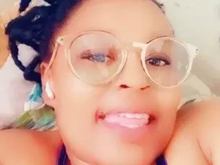 Streamate Nude Webcam of GorrilaGripMilf