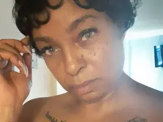 Streamate Sex Cam of MsLindaParks52