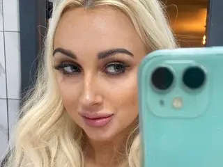 Streamate Live Sex of BlondieBarbieBabe
