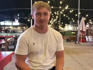 Streamate Nude Webcam of HungJames