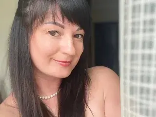 Streamate Free Live Porn of IraCherryNow