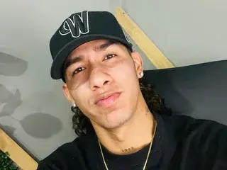 Streamate Watch Live Sex Cams of Damian_phill