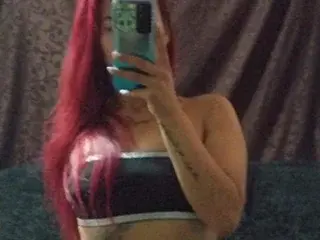 Streamate Watch Live Sex Cams of ScarlethAura