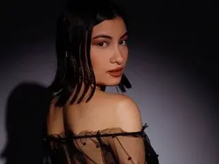Streamate Watch Live Sex Cams of devinesimone