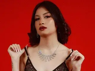 Streamate Watch Live Sex Cams of devinesimone