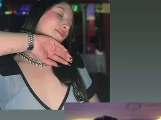 Streamate Sex Chat of NatashaCoopeer