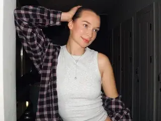 Streamate Sex Cam of VeronicaIrresistible