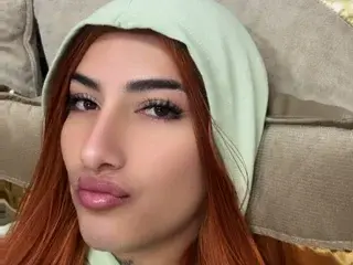 Streamate Best live sex cam show of EmilySaenss