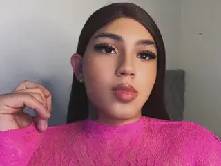 Streamate Best live sex cam show of AnthonellaBroowm