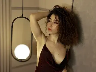 Streamate Live Porn of MeganLeroy