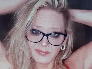 Streamate Live Porn of HaleyRenee