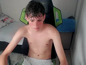 Stripchat Free Live Porn of Pablito_junior