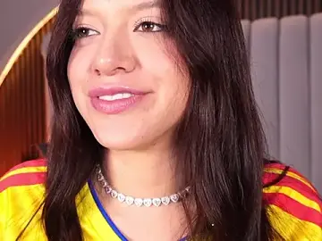 Stripchat Best live sex cam show of emperatriz_reyes