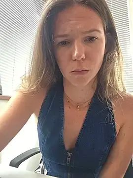 Stripchat Live Porn of lucie_mehott