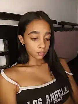 Stripchat Best Webcam of Zoe_Sweett18