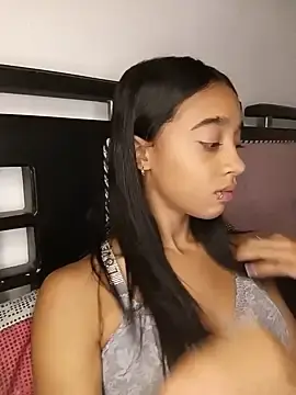 Stripchat Free Porn Cam of Zoe_Sweett18