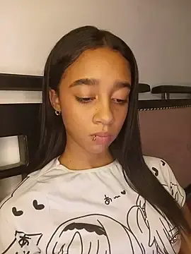 Stripchat Watch Live Sex Cams of Zoe_Sweett18