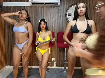 Stripchat Live Sex Cam of canelasquirt